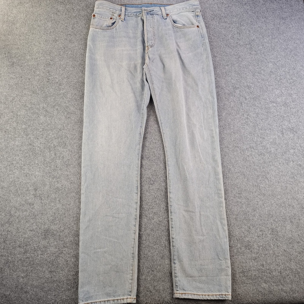 Levis 501 Jeans Women's 32x32 (Tag 29x32) Blue Light Wash Button Fly Straight